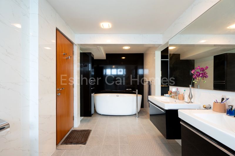 7 Bed Bungalow (Landed) for Sale in  Grange Road - Image 16